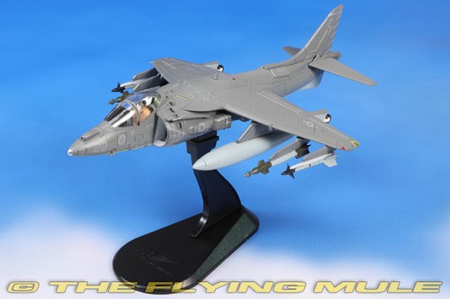 Hobby master av 8b - master, 1:72